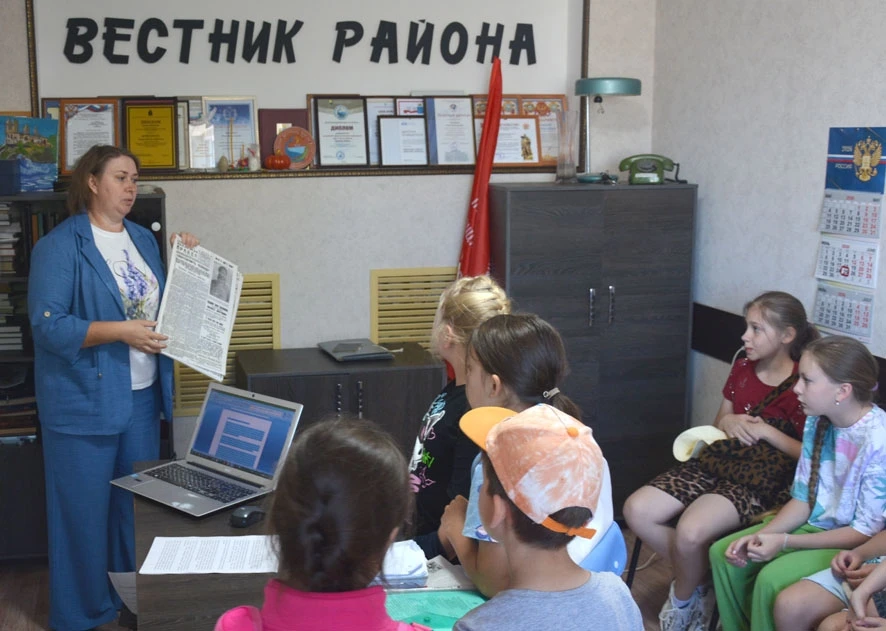 Юные жители района побывали в гостях у коллектива «Вестника района»